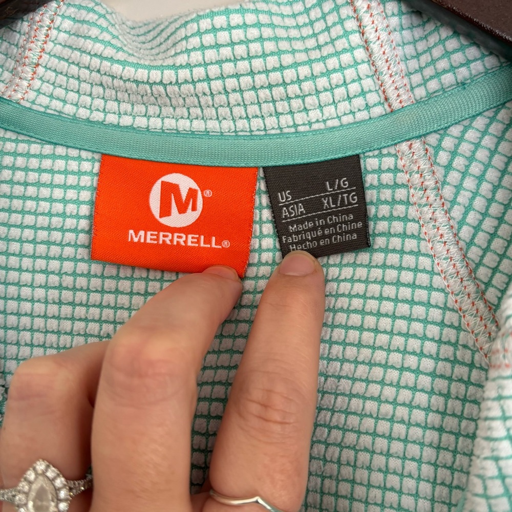 • [Merrell] Geotex Hoodie • - Picture 4 of 10